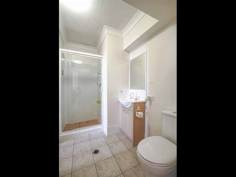 22/12 Paradise Island, Surfers Paradise QLD 4217