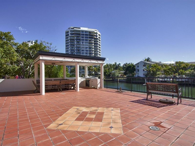22/12 Paradise Island, Surfers Paradise QLD 4217