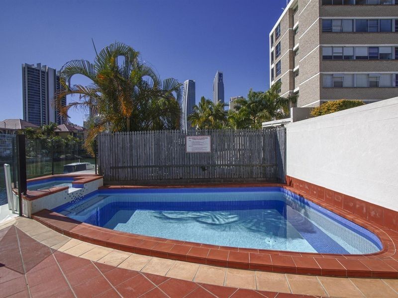 22/12 Paradise Island, Surfers Paradise QLD 4217