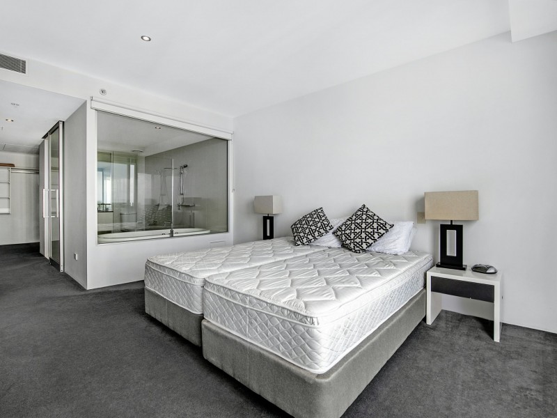 2425/9 Ferny Avenue, Surfers Paradise QLD 4217