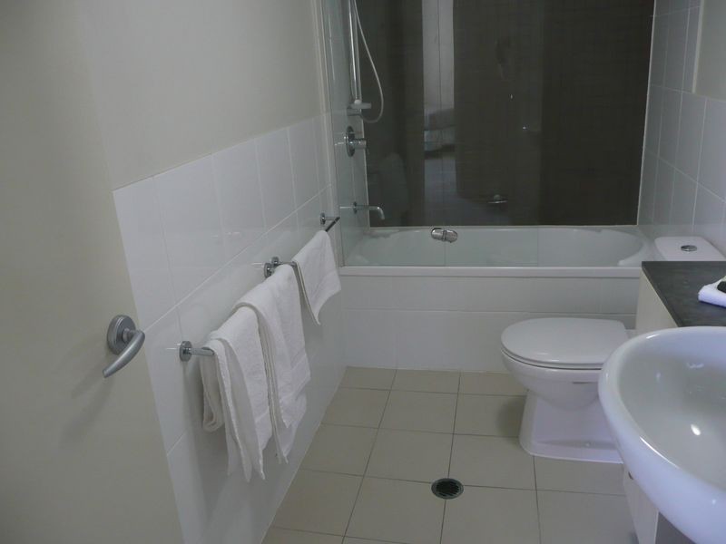 334 23-27 Cypress Avenue, Surfers Paradise QLD 4217