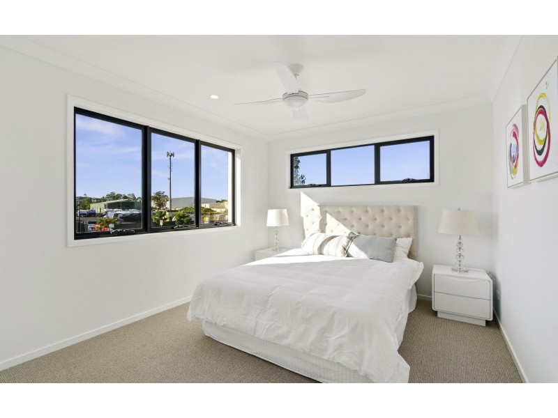 Hope Island QLD 4212