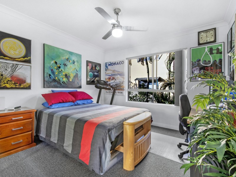 8/31-33 Mawarra Street, Surfers Paradise QLD 4217