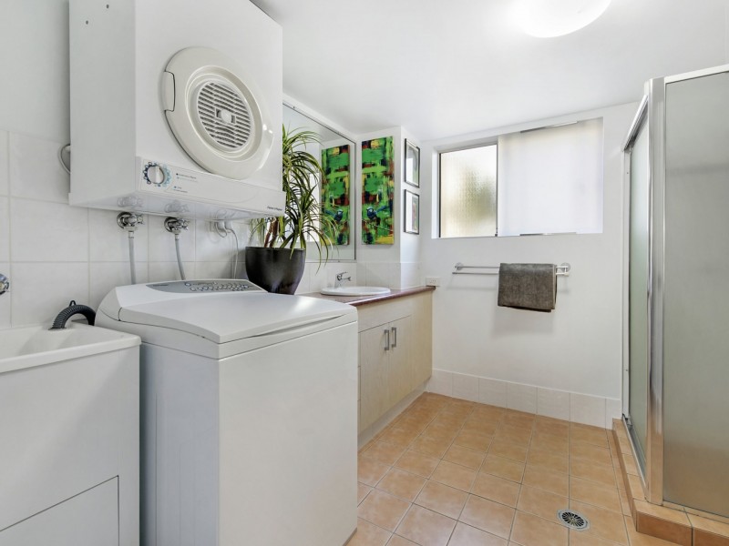 8/31-33 Mawarra Street, Surfers Paradise QLD 4217