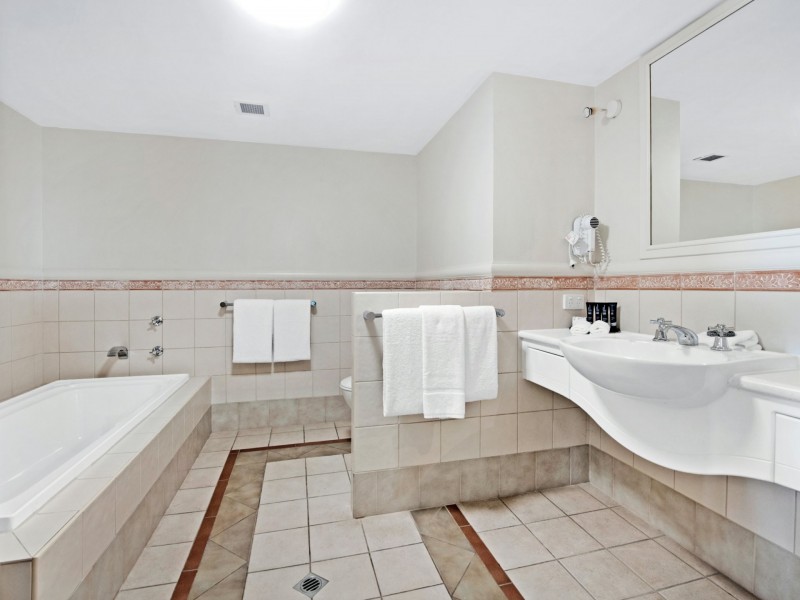 1602/5-19 Palm Avenue, Surfers Paradise QLD 4217