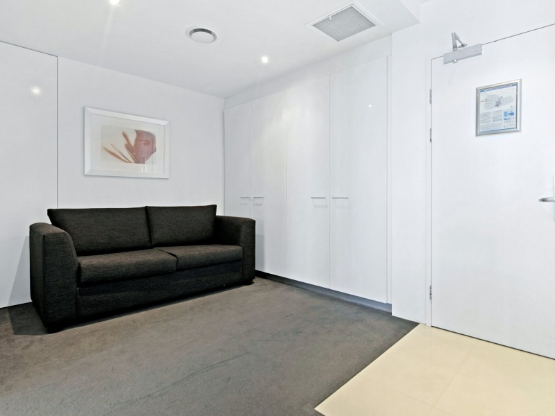 2273/9 Ferny Avenue, Surfers Paradise QLD 4217