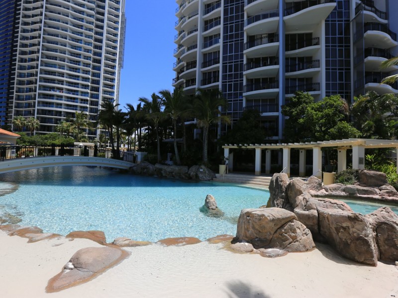 1074/23 Ferny Avenue, Surfers Paradise QLD 4217