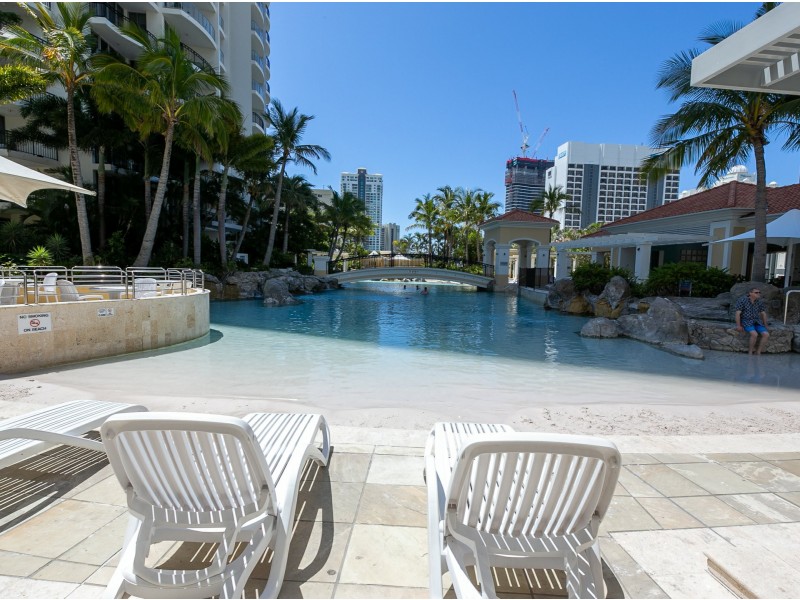 1074/23 Ferny Avenue, Surfers Paradise QLD 4217