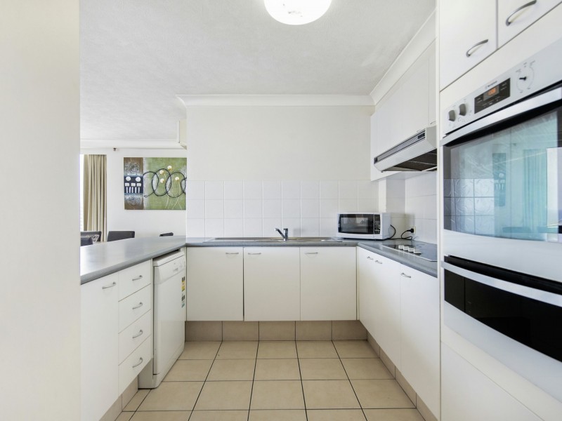 22C/30 Laycock Street, Surfers Paradise QLD 4217