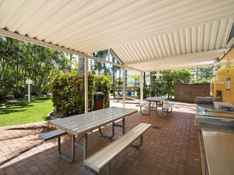 22C/30 Laycock Street, Surfers Paradise QLD 4217