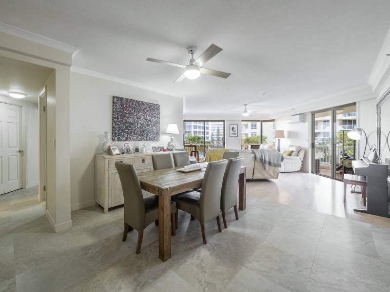 213/6-12 View Avenue, Surfers Paradise QLD 4217