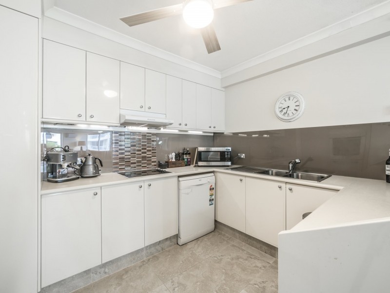 213/6-12 View Avenue, Surfers Paradise QLD 4217
