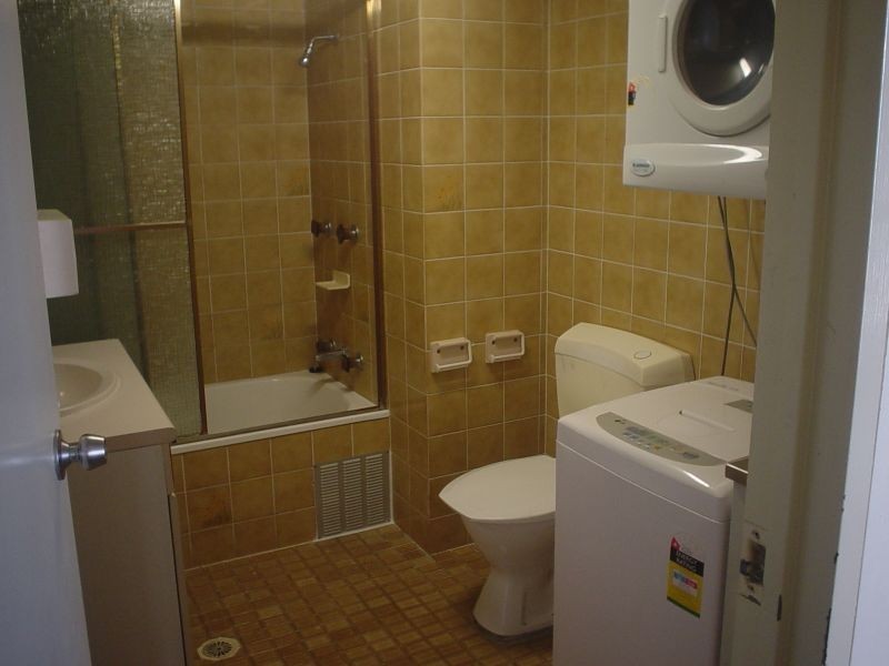 18 Hanlan Street, Surfers Paradise QLD 4217