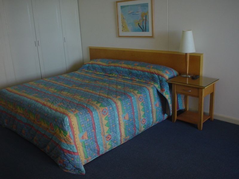 18 Hanlan Street, Surfers Paradise QLD 4217