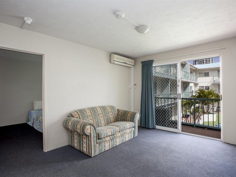 26/73 Ferny Avenue, Surfers Paradise QLD 4217