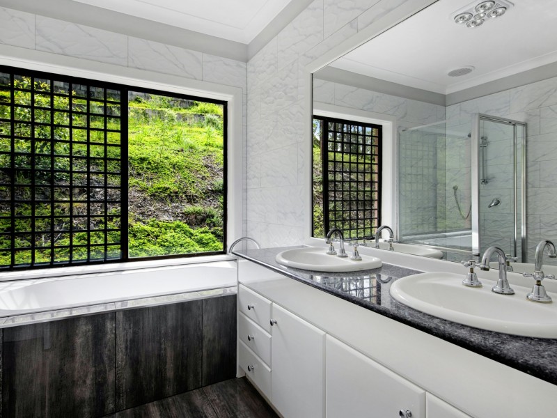 13 Amulla Court, Mudgeeraba QLD 4213