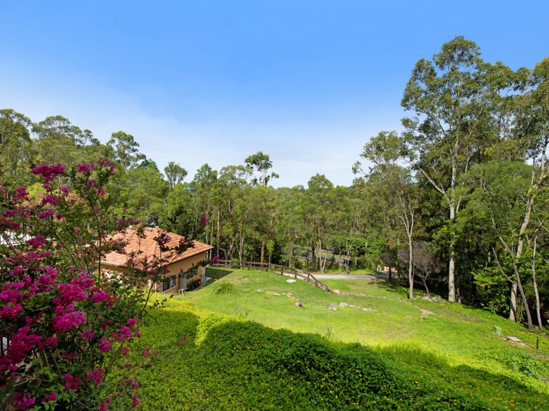 13 Amulla Court, Mudgeeraba QLD 4213