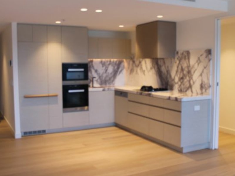 36 Old Burleigh Road, Broadbeach QLD 4218