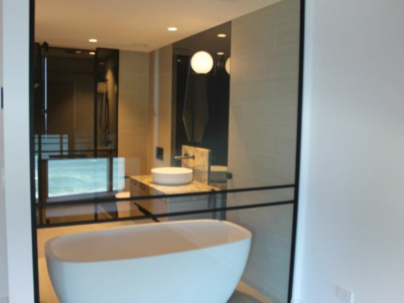 36 Old Burleigh Road, Broadbeach QLD 4218