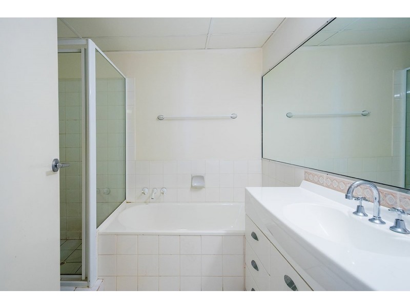 Unit 37/63 Cavill Avenue, Surfers Paradise QLD 4217
