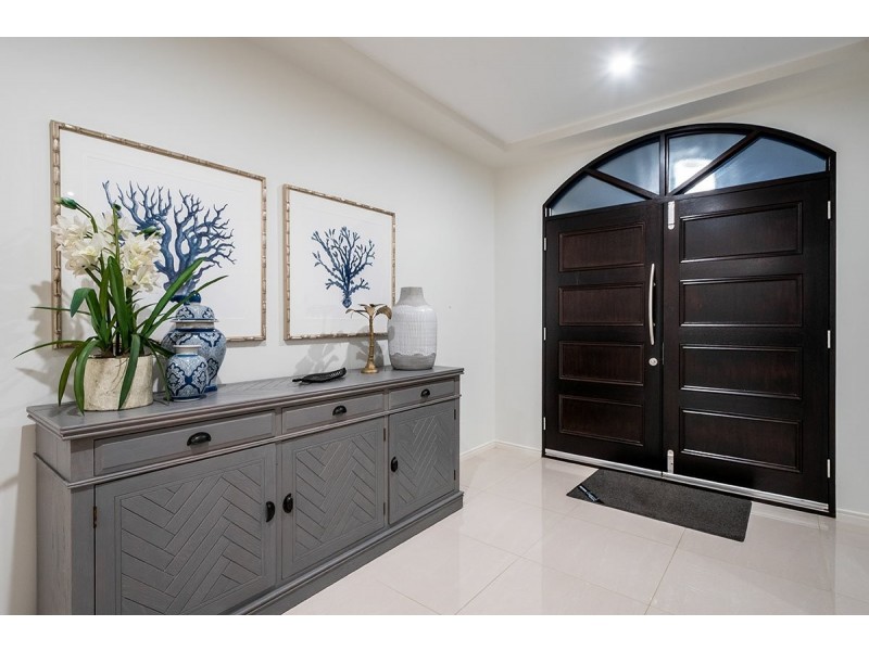 24 Meron Street, Southport QLD 4215