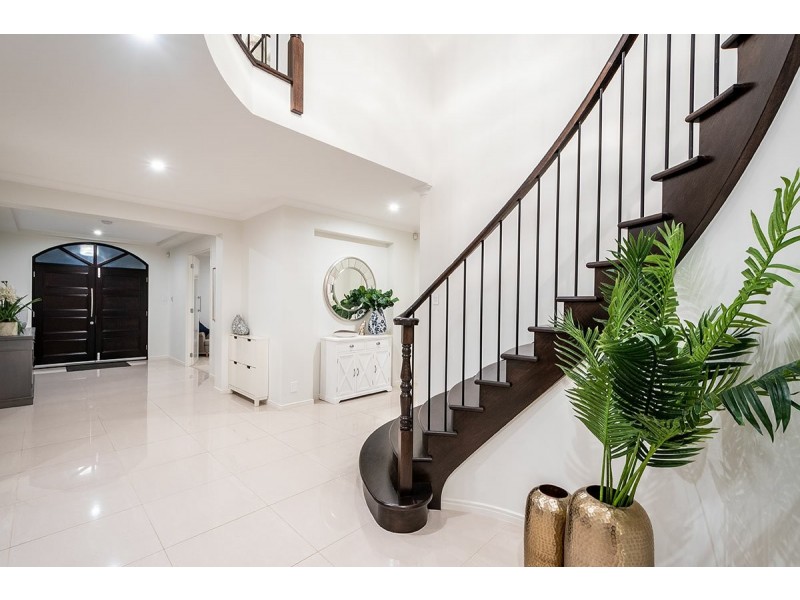 24 Meron Street, Southport QLD 4215