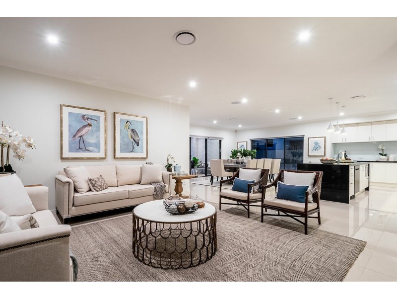 24 Meron Street, Southport QLD 4215