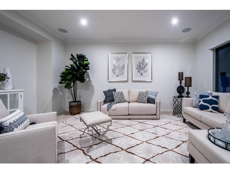 24 Meron Street, Southport QLD 4215