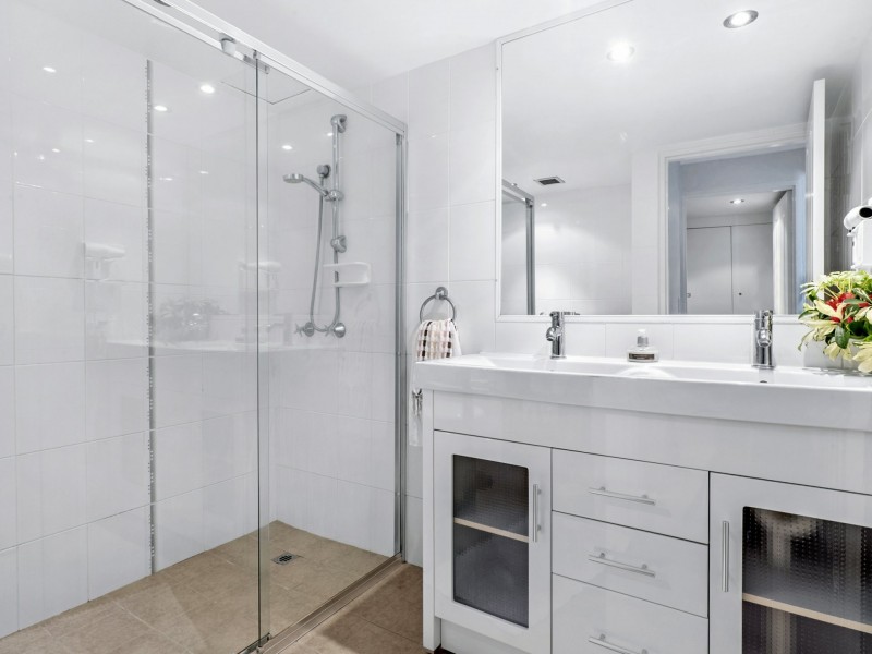 Unit 33/2981 Surfers Paradise Boulenard, Surfers Paradise QLD 4217