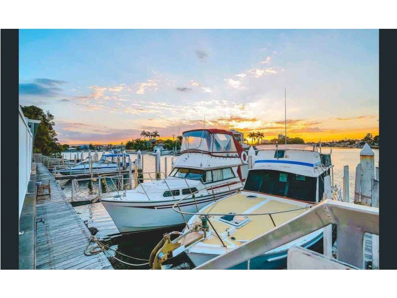 30 Watson Esplanade, Surfers Paradise QLD 4217