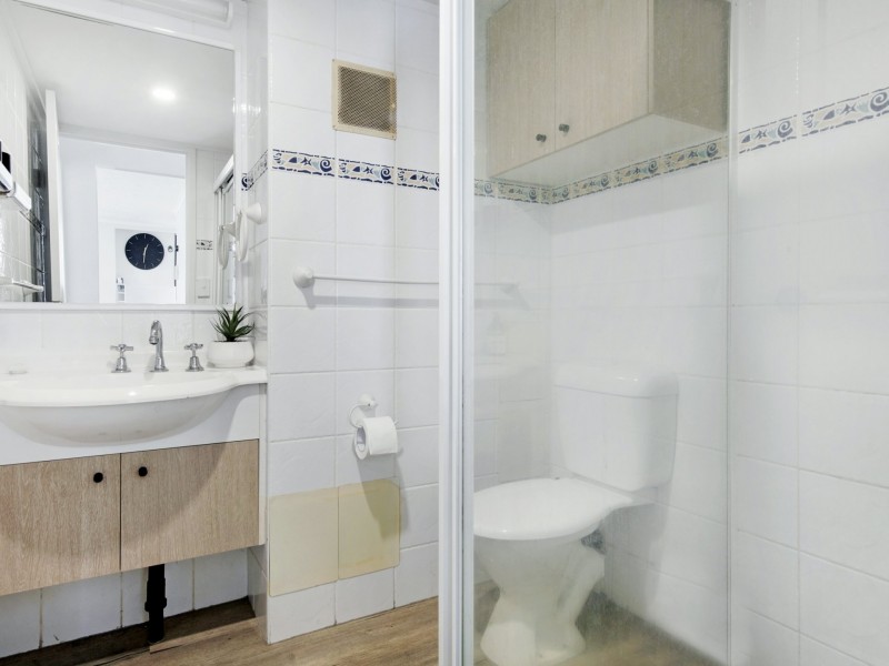 30/60 The Esplanade, Surfers Paradise QLD 4217