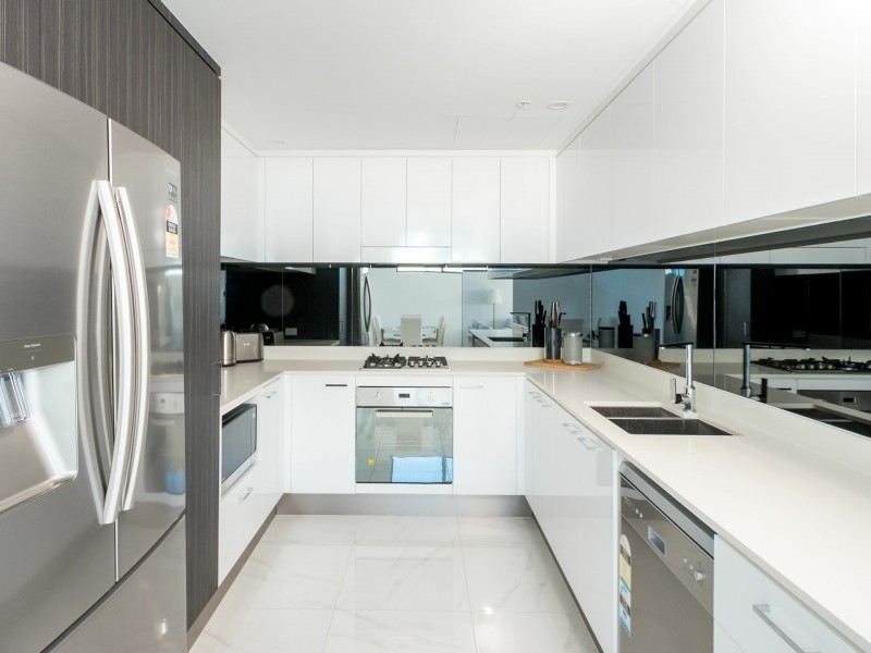 31205/5 Harbour Side Court, Biggera Waters QLD 4216