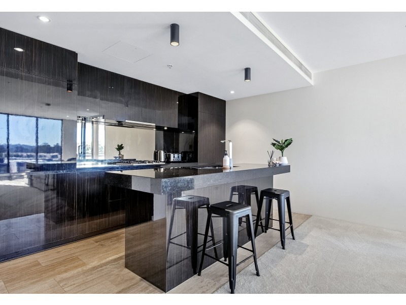 Unit 407E/1 Marina Drive, Benowa QLD 4217