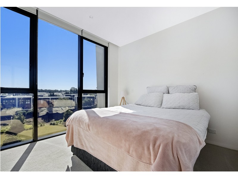 Unit 407E/1 Marina Drive, Benowa QLD 4217