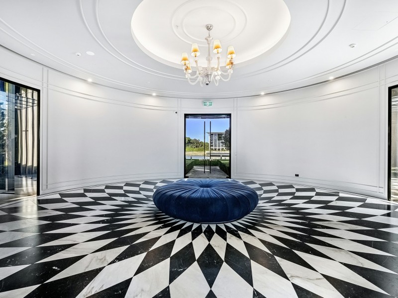 Unit 407E/1 Marina Drive, Benowa QLD 4217