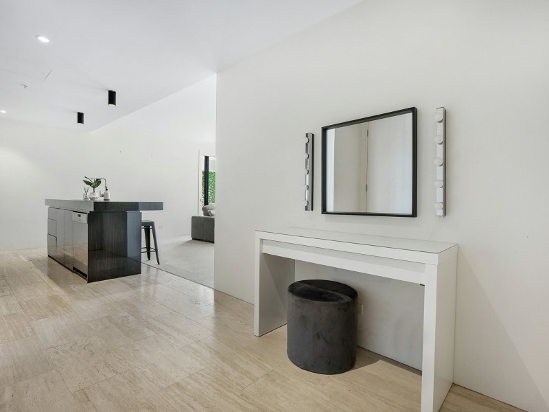 Unit 407E/1 Marina Drive, Benowa QLD 4217