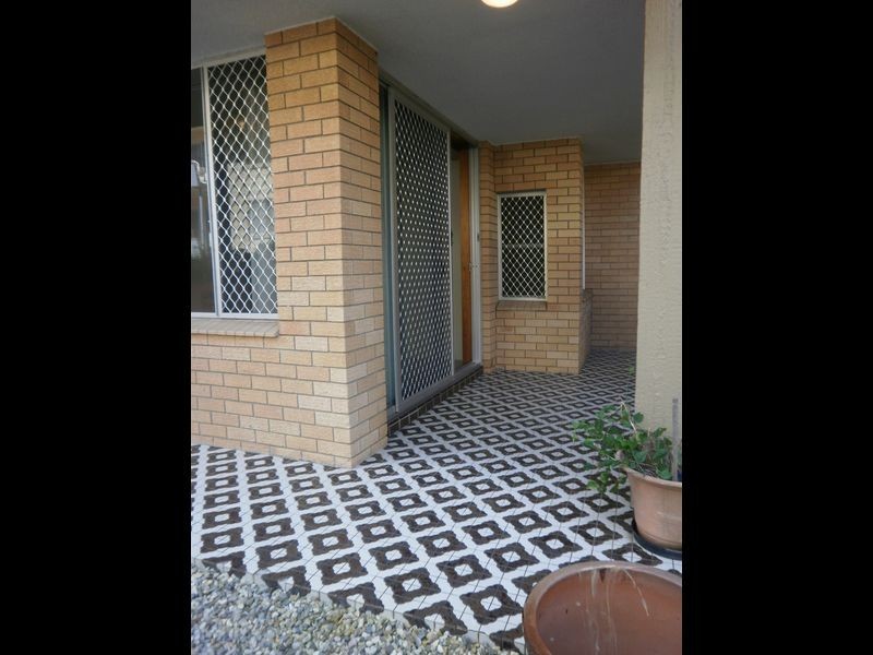 3/2-4 Elizabeth Avenue, Broadbeach QLD 4218