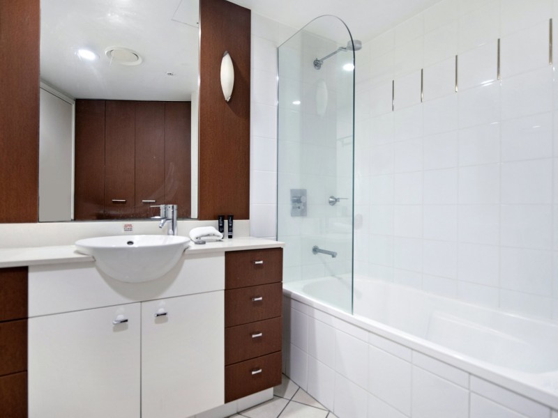 1113/ 23 Ferny Avenue, Surfers Paradise QLD 4217