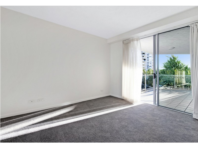 Unit 209/18 Fern Street, Surfers Paradise QLD 4217