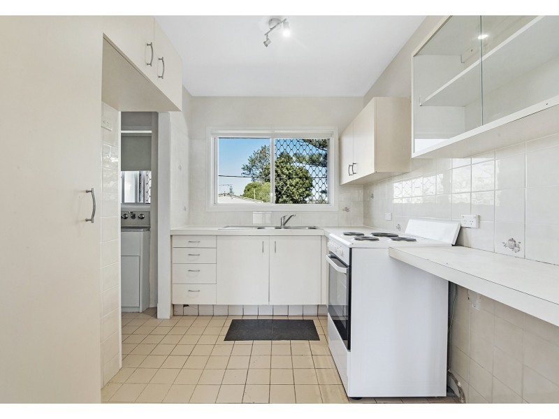 Unit 9/9 Holborow Close, Surfers Paradise QLD 4217