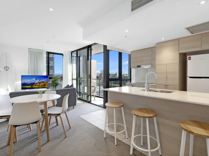 Unit 307/2663 Gold Coast Highway, Broadbeach QLD 4218