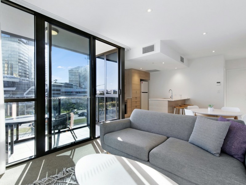 Unit 307/2663 Gold Coast Highway, Broadbeach QLD 4218