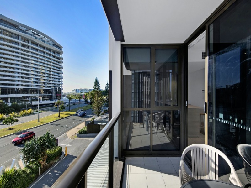 Unit 307/2663 Gold Coast Highway, Broadbeach QLD 4218