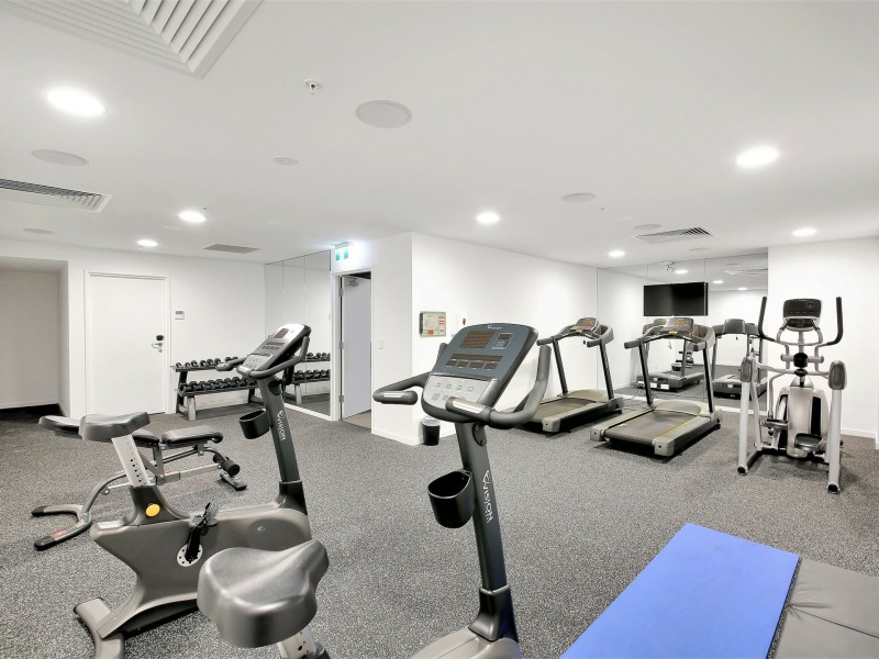 Unit 307/2663 Gold Coast Highway, Broadbeach QLD 4218