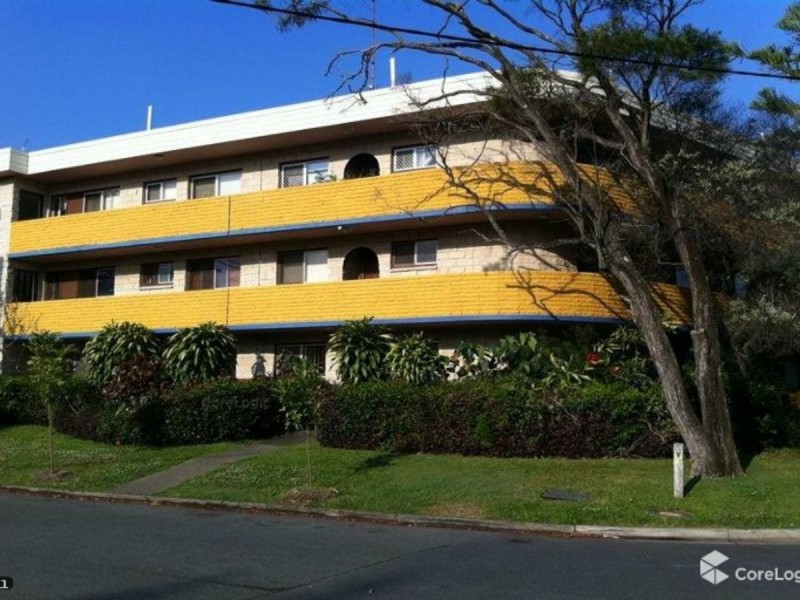 9 Holborow Close, Surfers Paradise QLD 4217