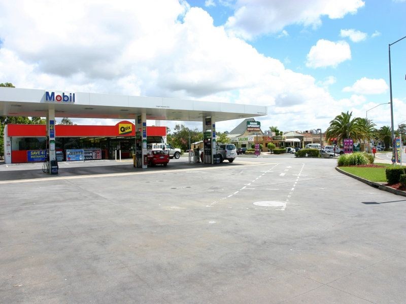 10A/138 Slatyer Avenue, Benowa QLD 4217