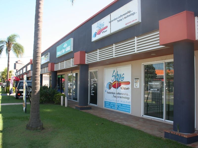 8/83 Ashmore Road, Bundall QLD 4217