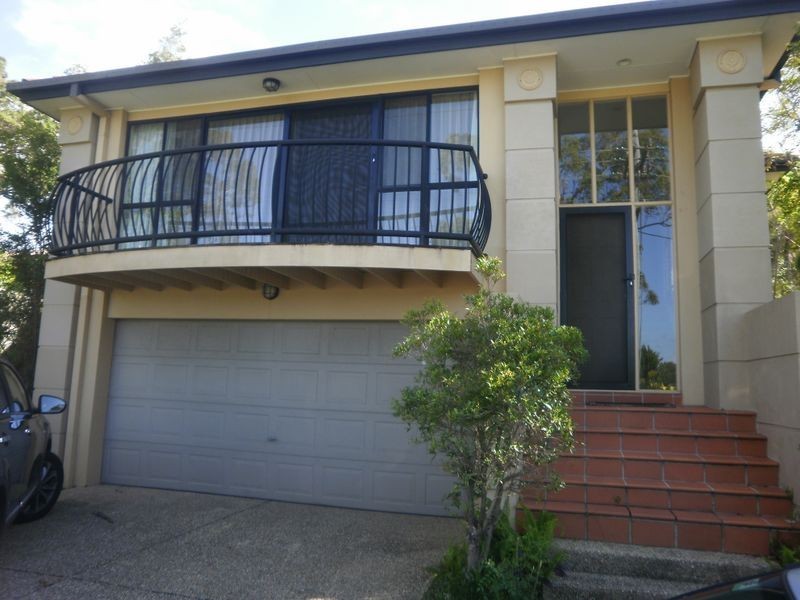 2 Girraween Grove, Ashmore QLD 4214