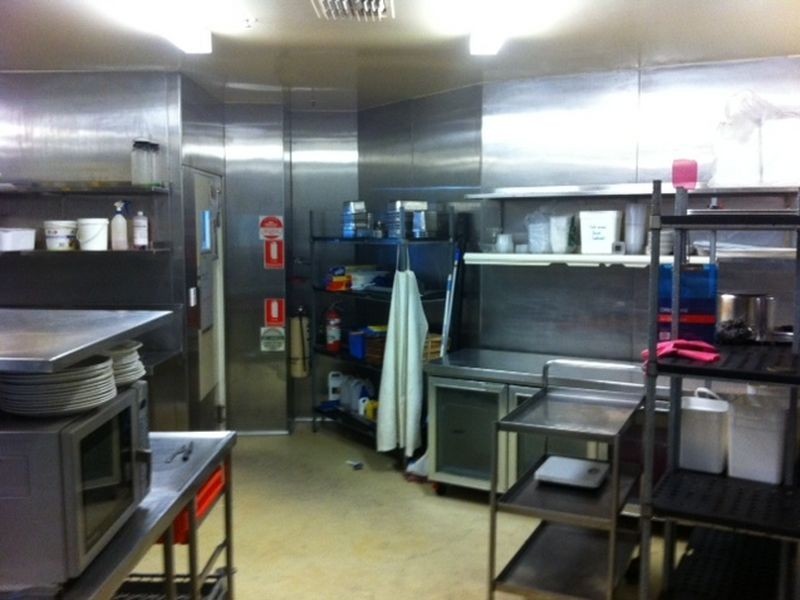 11/2893 Gold Coast HWY, Surfers Paradise QLD 4217