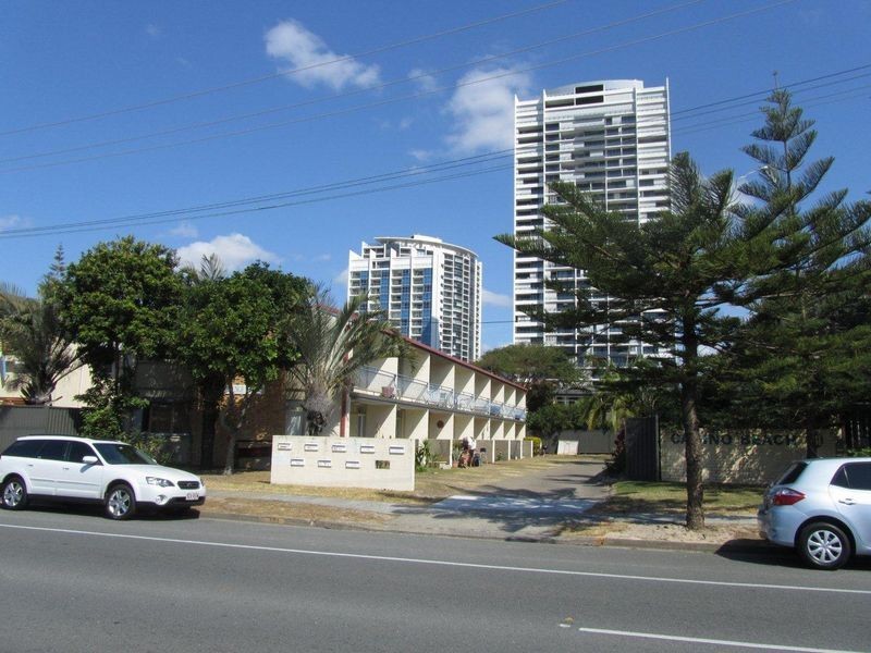 6/183 Old Burleigh Road, Broadbeach QLD 4218